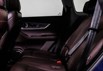 Подержанный автомобиль Chery Tiggo 8 Pro Max 2023 года (12 фото)