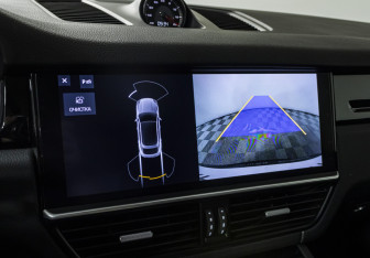 Подержанный автомобиль Porsche Cayenne 2019 года (21 фото)