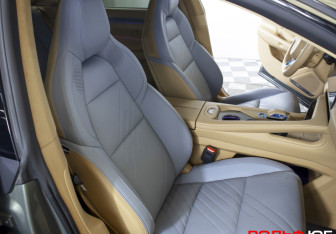 Подержанный автомобиль Zeekr 001 2024 года (18 фото)