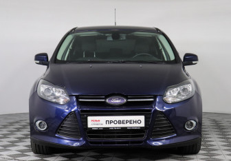 Подержанный автомобиль Ford Focus Hatchback 2012 года (2 фото)