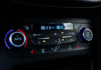 Подержанный автомобиль Ford Focus Hatchback 2019 года (10 фото)