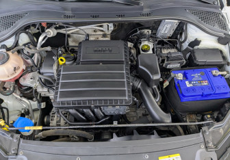 Подержанный автомобиль Skoda Rapid Liftback 2021 года (11 фото)