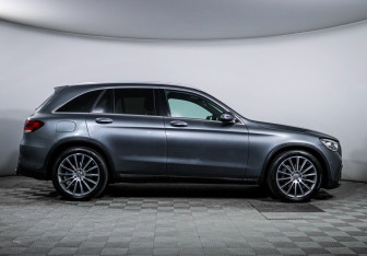 Подержанный автомобиль Mercedes-Benz GLC Coupe 2021 года (4 фото)