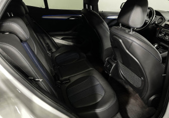 Подержанный автомобиль BMW X2 2020 года (14 фото)