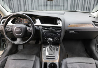 Подержанный автомобиль Audi A4 allroad 2009 года (14 фото)