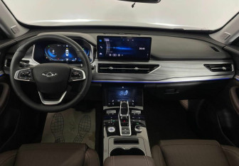 Подержанный автомобиль Chery Tiggo 8 Pro 2023 года (12 фото)