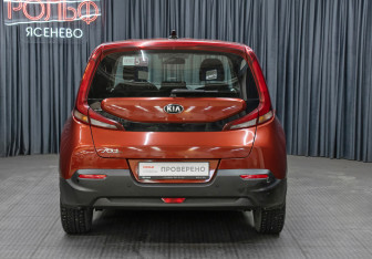 Подержанный автомобиль Kia Soul 2019 года (6 фото)