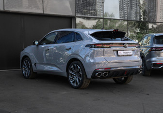 Подержанный автомобиль Changan UNI-K 2024 года (6 фото)