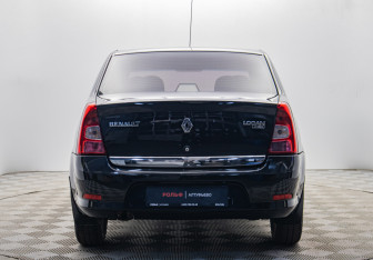 Подержанный автомобиль Renault Logan Sedan 2011 года (4 фото)