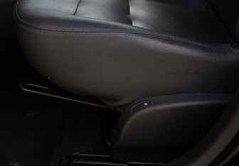 Подержанный автомобиль Renault Duster 2014 года (16 фото)