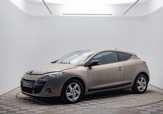 Подержанный автомобиль Renault Megane Hatchback 2010 года (1 фото)