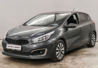 Подержанный автомобиль Kia Ceed Hatchback 2016 года (1 фото)