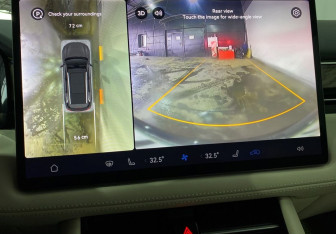 Подержанный автомобиль AITO M7 2023 года (12 фото)