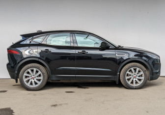 Подержанный автомобиль Jaguar E-Pace 2020 года (29 фото)