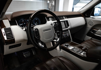 Подержанный автомобиль Land Rover Range Rover 2016 года (7 фото)