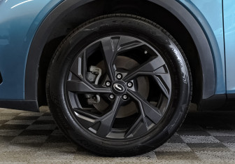 Подержанный автомобиль GAC GS3 2024 года (18 фото)