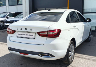 Подержанный автомобиль LADA (ВАЗ) Vesta Sedan 2024 года (5 фото)