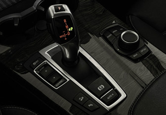 Подержанный автомобиль BMW X3 2013 года (17 фото)