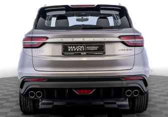 Подержанный автомобиль Geely Coolray 2023 года (6 фото)