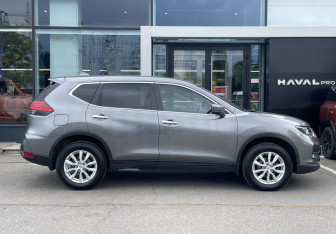 Подержанный автомобиль Nissan X-Trail 2019 года (4 фото)