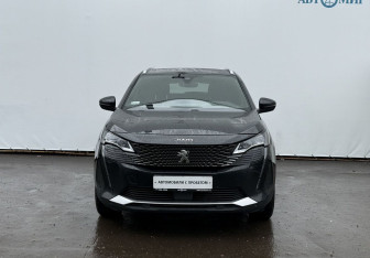 Подержанный автомобиль Peugeot 3008 2021 года (2 фото)