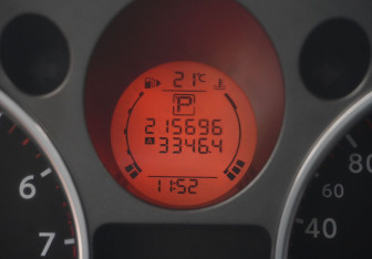Подержанный автомобиль Nissan X-Trail 2008 года (12 фото)