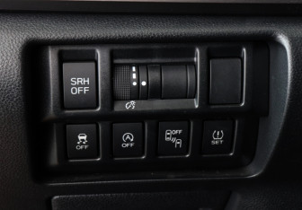 Подержанный автомобиль Subaru XV 2018 года (18 фото)