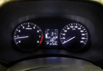 Подержанный автомобиль Hyundai Creta 2016 года (12 фото)