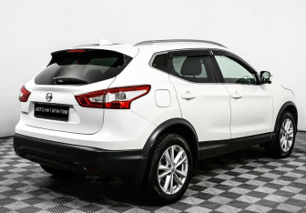 Подержанный автомобиль Nissan Qashqai 2018 года (5 фото)