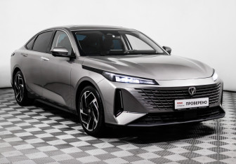 Подержанный автомобиль Changan Lamore 2023 года (3 фото)
