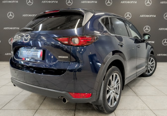 Подержанный автомобиль Mazda CX-5 2020 года (5 фото)