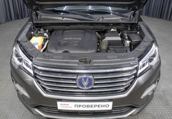 Подержанный автомобиль Changan CS75 2021 года (9 фото)