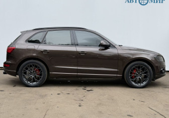 Подержанный автомобиль Audi Q5 2015 года (4 фото)