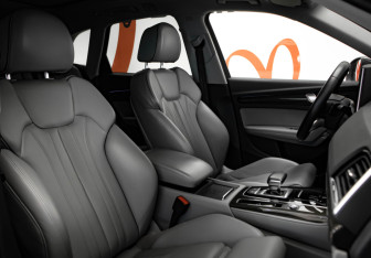Подержанный автомобиль Audi Q5 2021 года (33 фото)