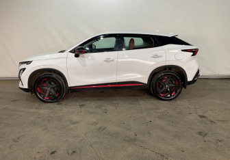 Подержанный автомобиль Omoda C5 2022 года (7 фото)