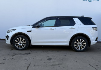 Подержанный автомобиль Land Rover Discovery Sport 2017 года (8 фото)