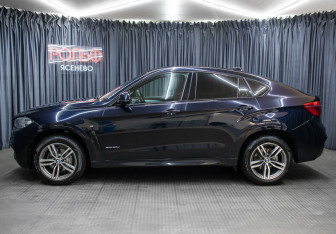 Подержанный автомобиль BMW X6 2019 года (8 фото)