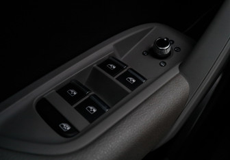 Подержанный автомобиль Audi Q5 2018 года (20 фото)