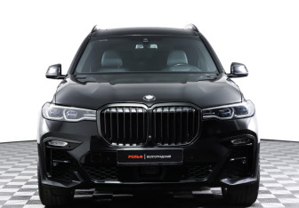 Подержанный автомобиль BMW X7 2020 года (2 фото)