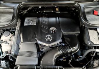 Подержанный автомобиль Mercedes-Benz GLE 2021 года (9 фото)