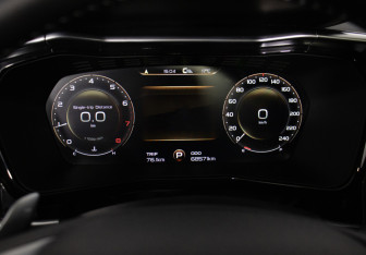 Подержанный автомобиль Geely Tugella 2020 года (12 фото)