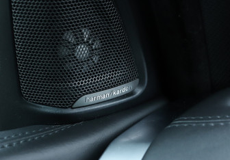 Подержанный автомобиль BMW X5 2016 года (19 фото)