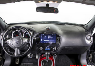 Подержанный автомобиль Nissan Juke 2011 года (12 фото)