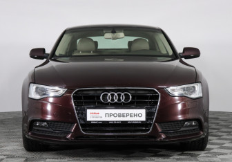 Подержанный автомобиль Audi A5 Coupe 2014 года (2 фото)