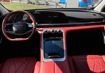 Подержанный автомобиль Exeed RX 2023 года (12 фото)
