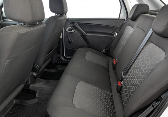 Подержанный автомобиль LADA (ВАЗ) Granta Sedan 2023 года (18 фото)