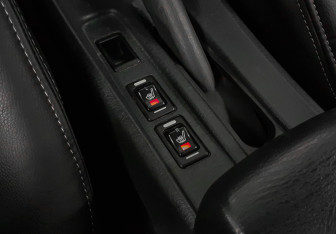 Подержанный автомобиль Nissan Almera Classic 2007 года (14 фото)