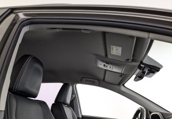 Подержанный автомобиль Toyota RAV4 2017 года (22 фото)