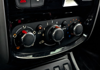 Подержанный автомобиль Nissan Terrano 2021 года (21 фото)