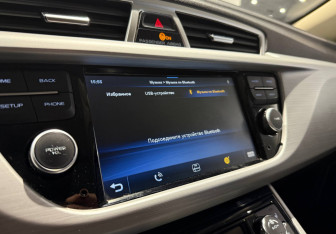 Подержанный автомобиль Geely Atlas 2018 года (14 фото)